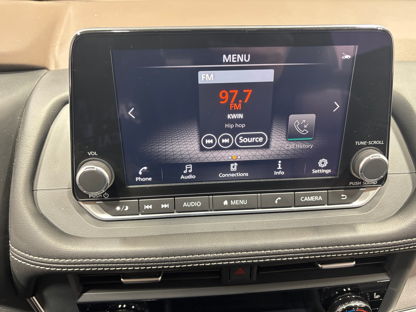 Thumbnail: 2023 Nissan Rogue - 4