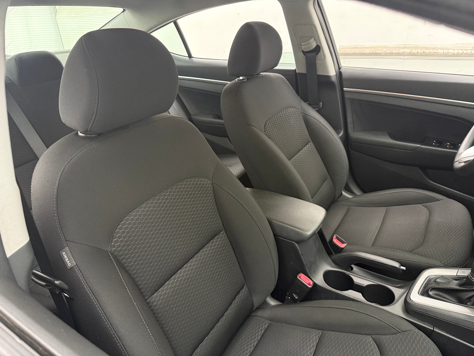 Thumbnail: 2020 Hyundai Elantra - 2