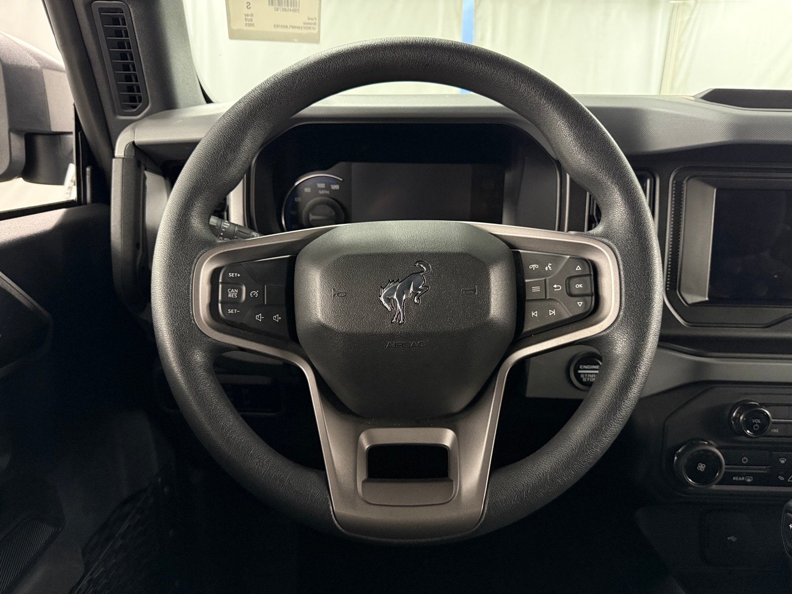 Thumbnail: 2023 Ford Bronco - 5