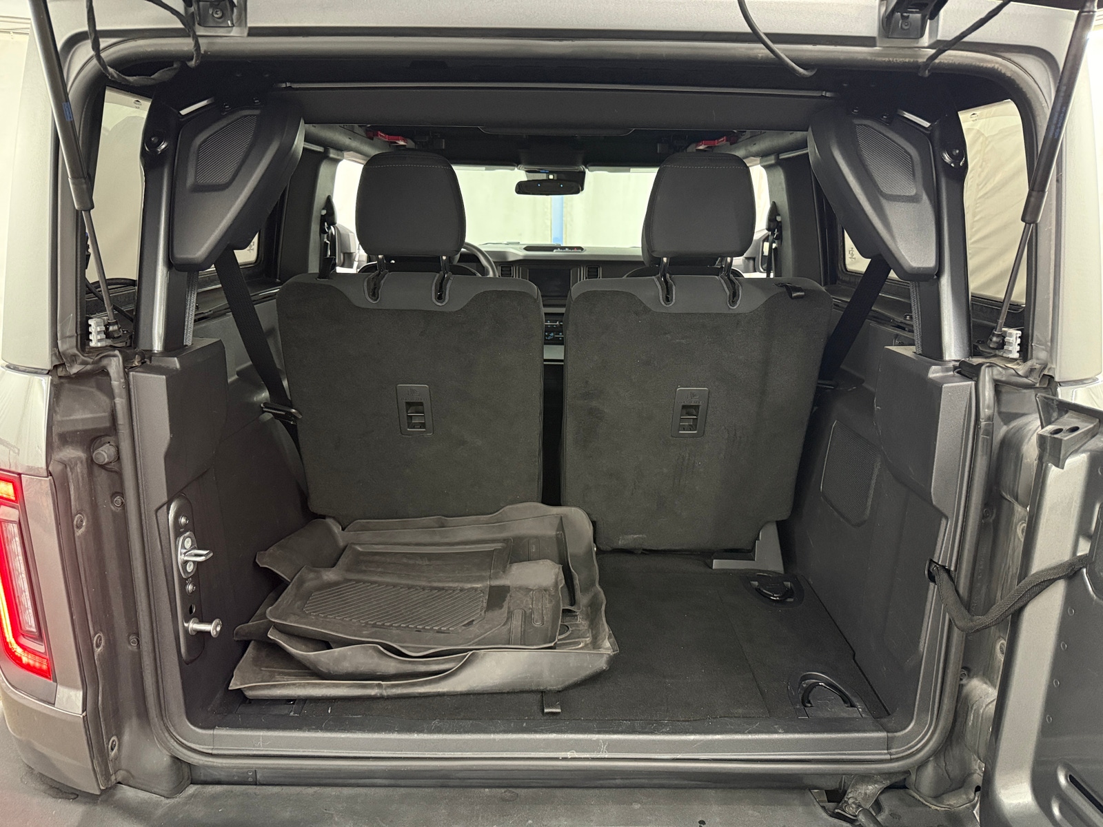 Thumbnail: 2023 Ford Bronco - 7