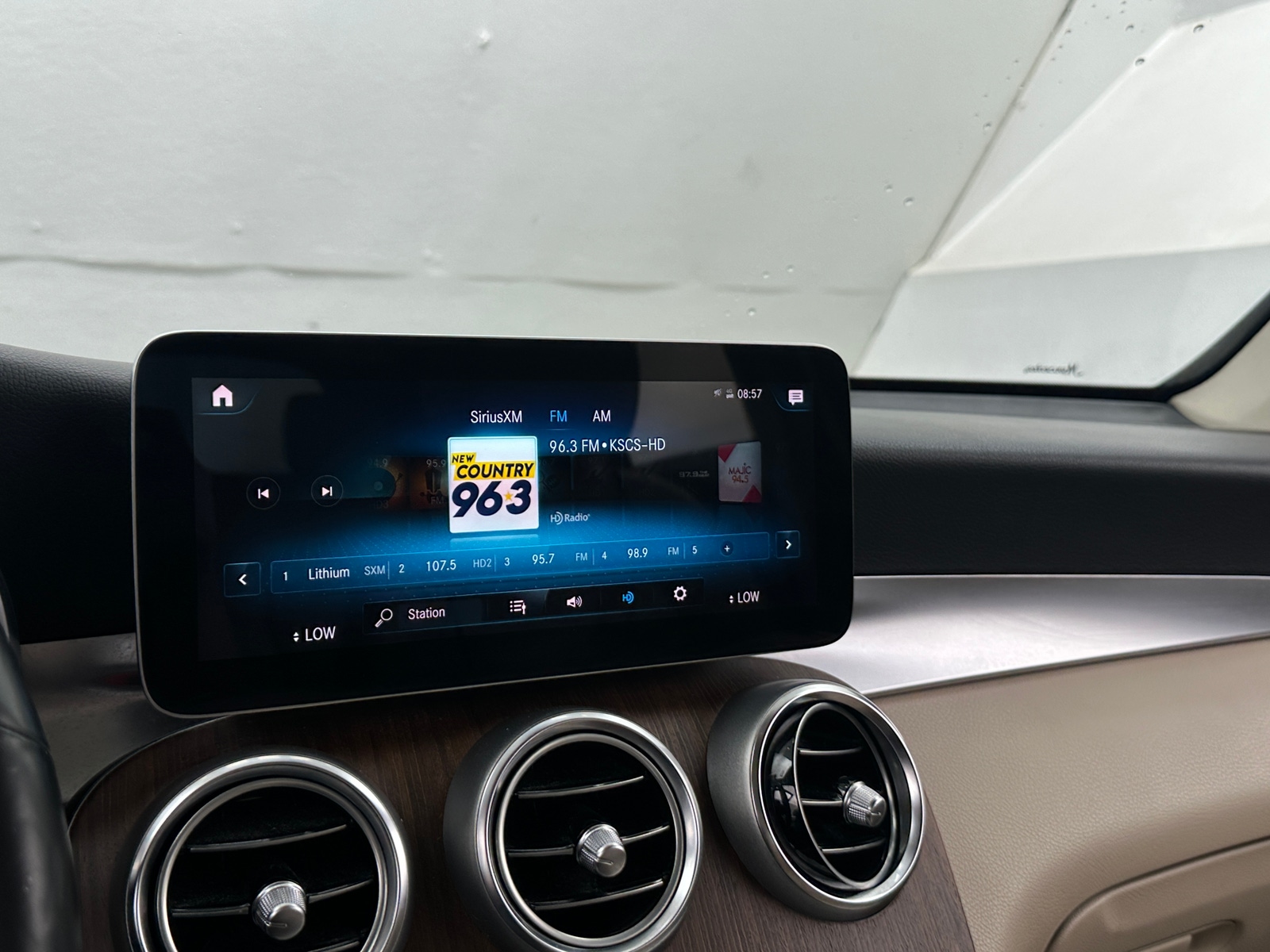 Thumbnail: 2020 Mercedes-Benz GLC - 3