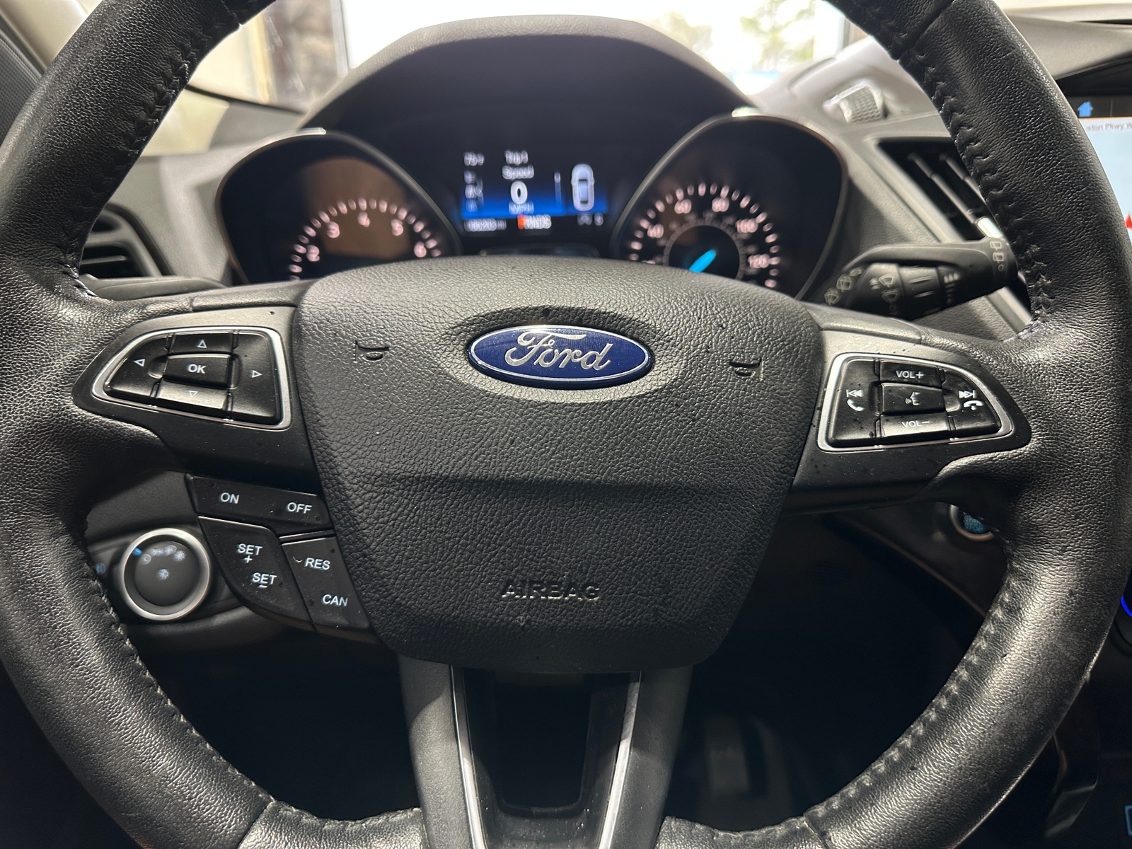Thumbnail: 2018 Ford Escape - 4