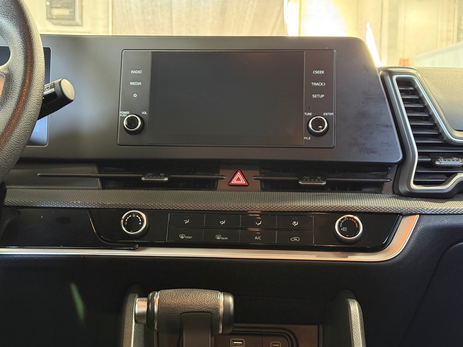 Thumbnail: 2025 Kia Sportage - 4