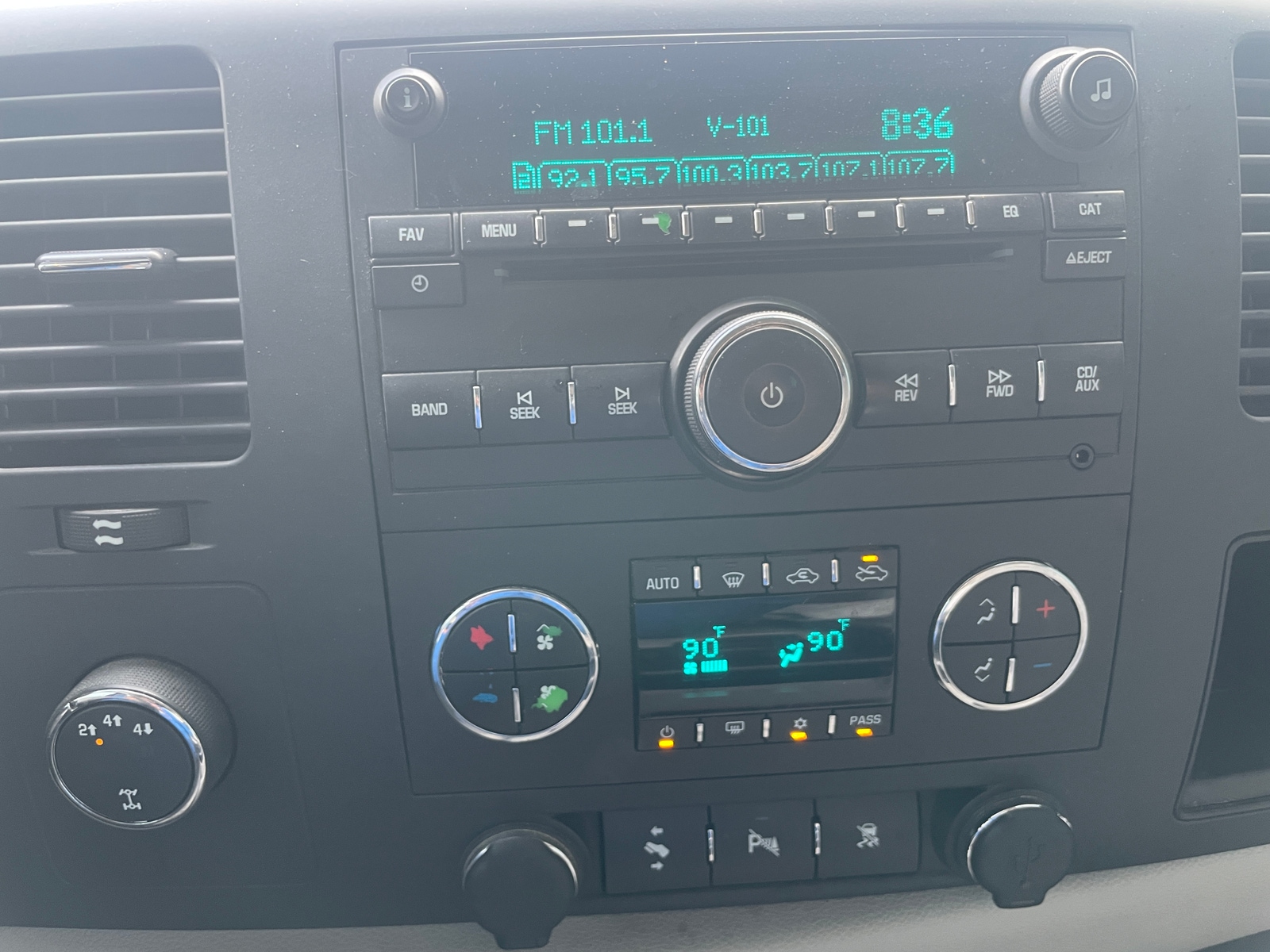 Thumbnail: 2012 GMC Sierra 2500 - 4