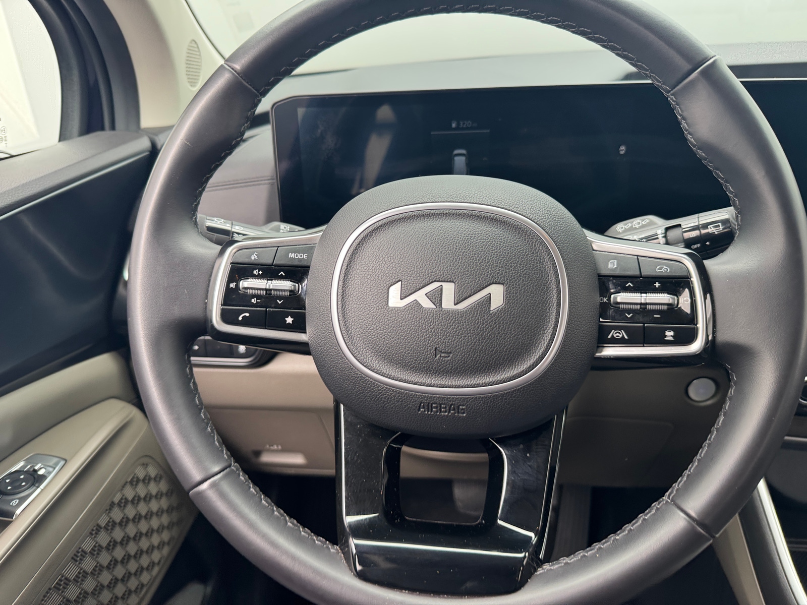 Thumbnail: 2025 Kia Carnival - 4