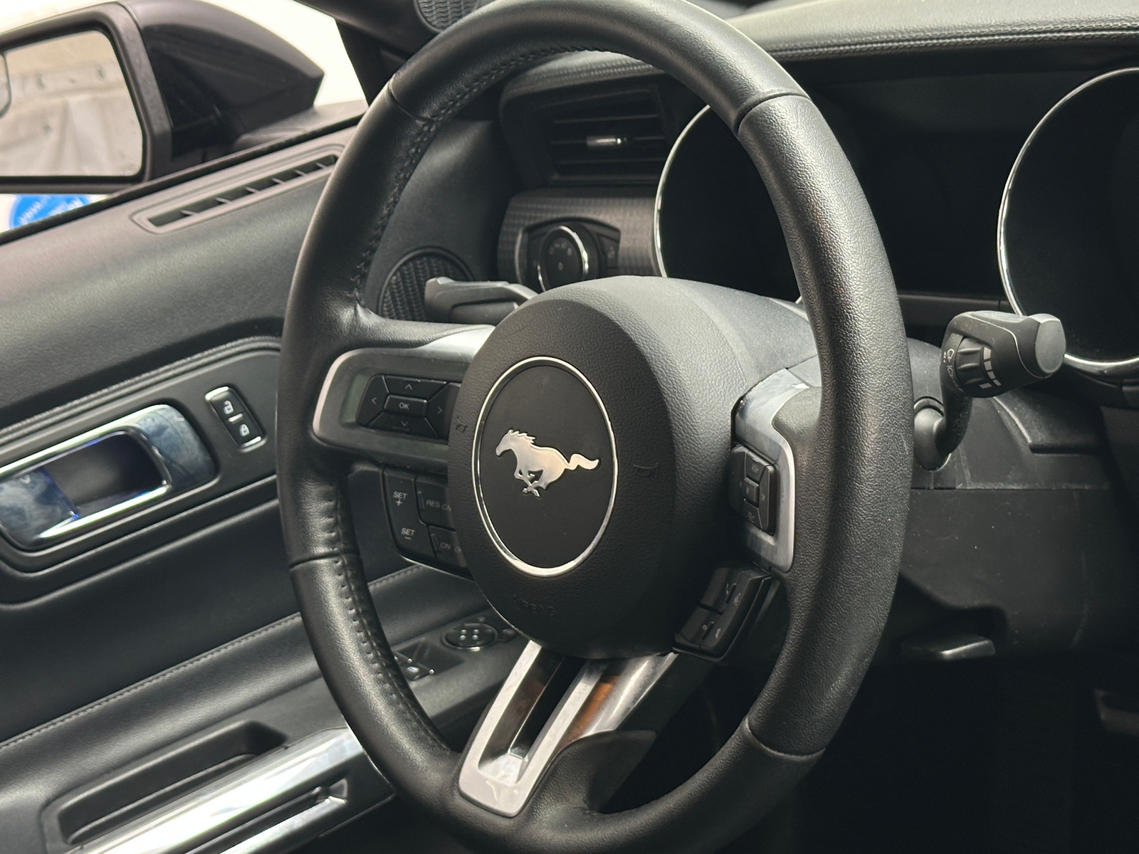 Thumbnail: 2017 Ford Mustang - 3