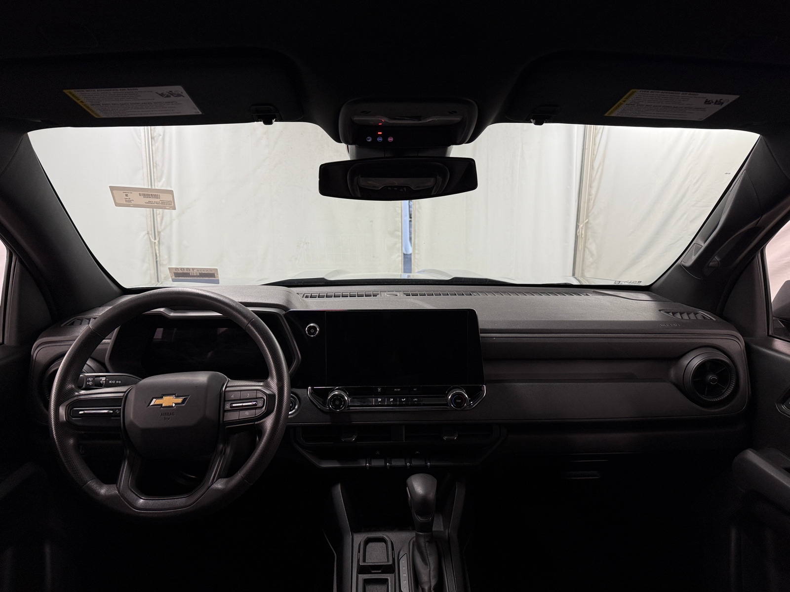 Thumbnail: 2023 Chevrolet Colorado - 3