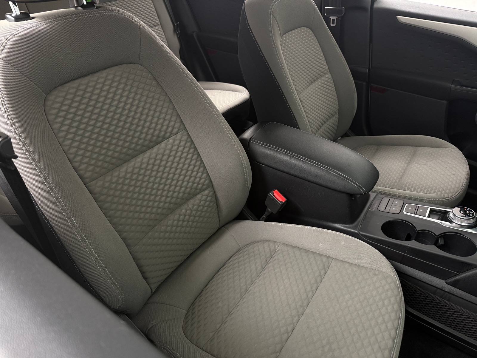 Thumbnail: 2020 Ford Escape - 2