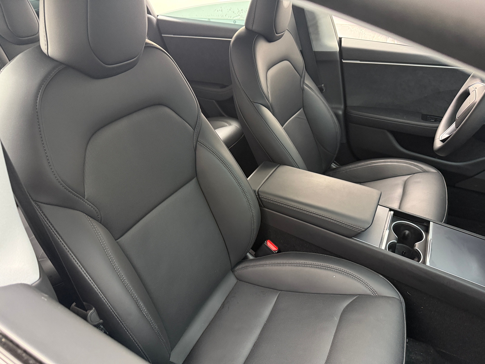 Thumbnail: 2025 Tesla Model 3 - 2