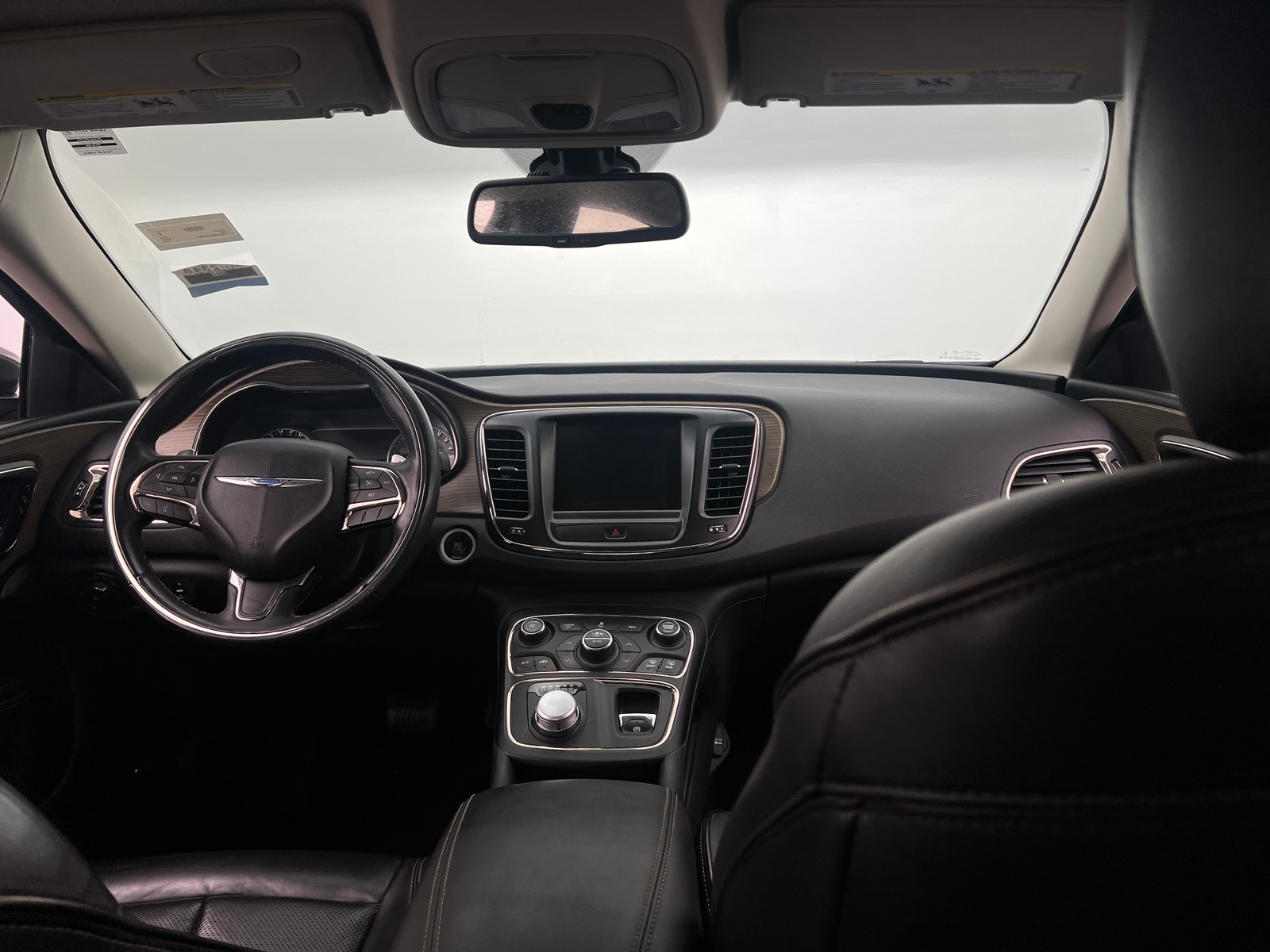 Thumbnail: 2015 Chrysler 200 - 2