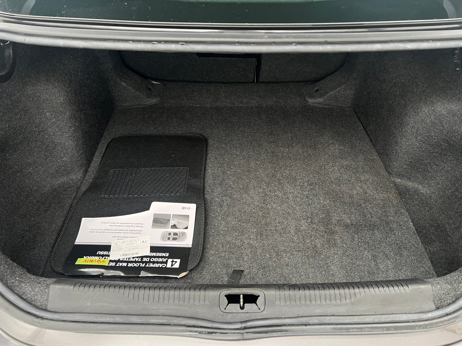 Thumbnail: 2015 Chrysler 200 - 6