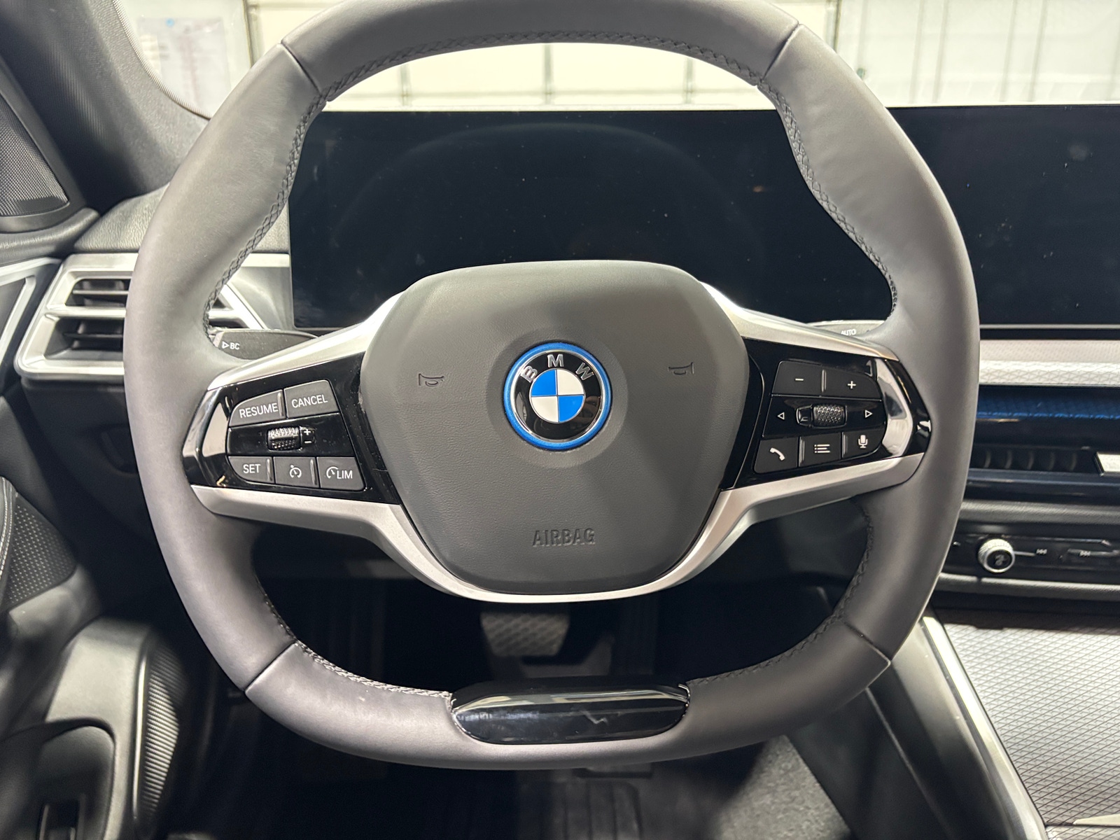 Thumbnail: 2025 BMW i4 - 4