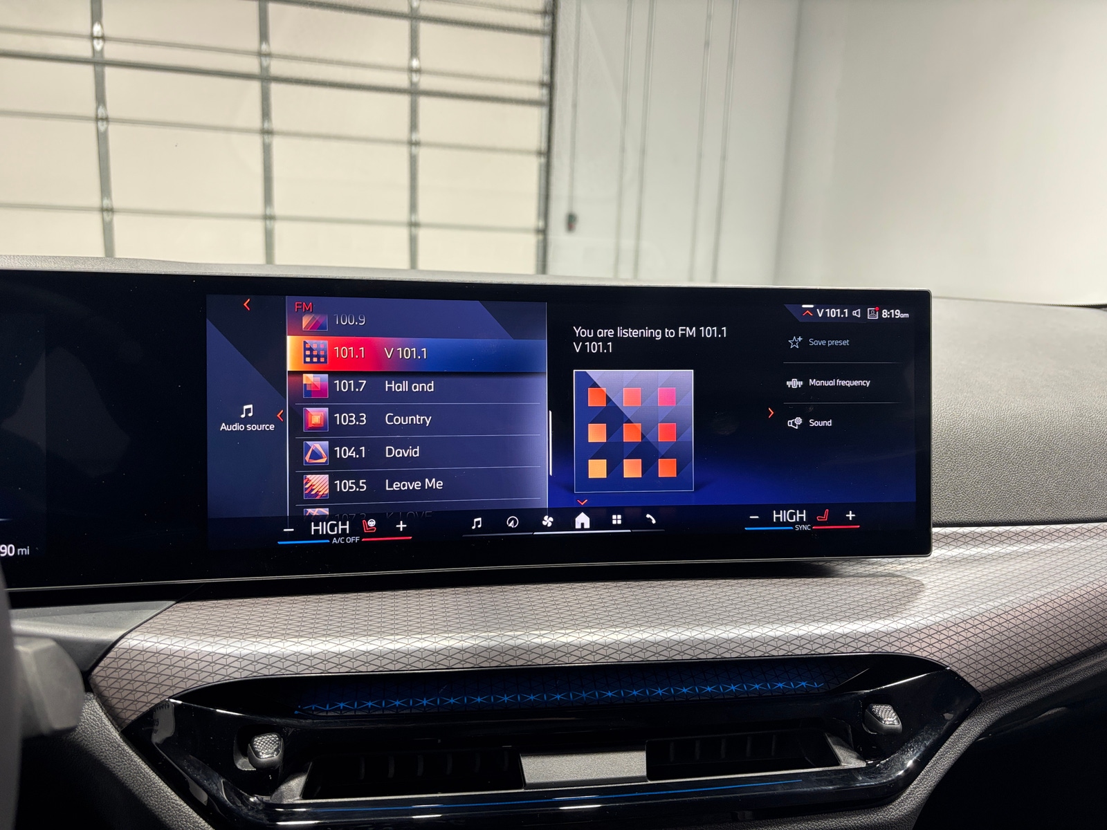 Thumbnail: 2025 BMW i4 - 3