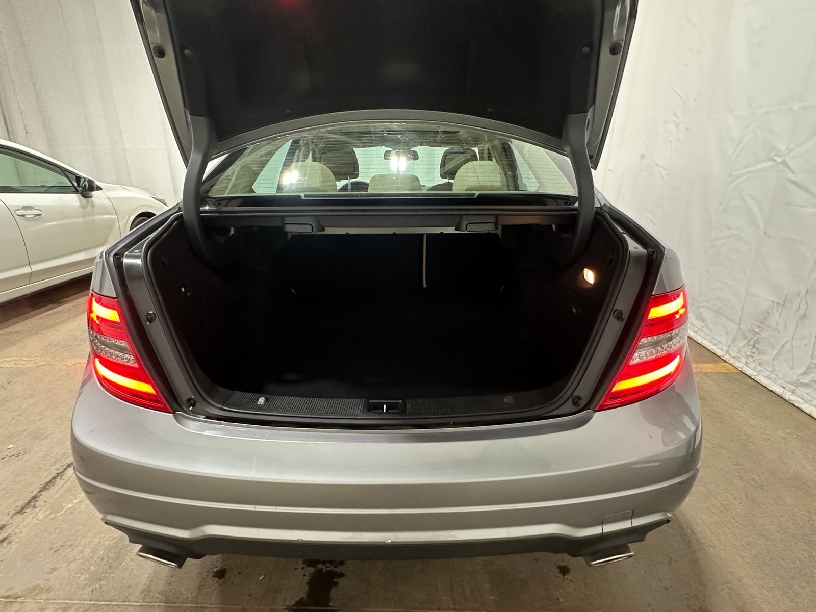 Thumbnail: 2013 Mercedes-Benz C-Class - 6