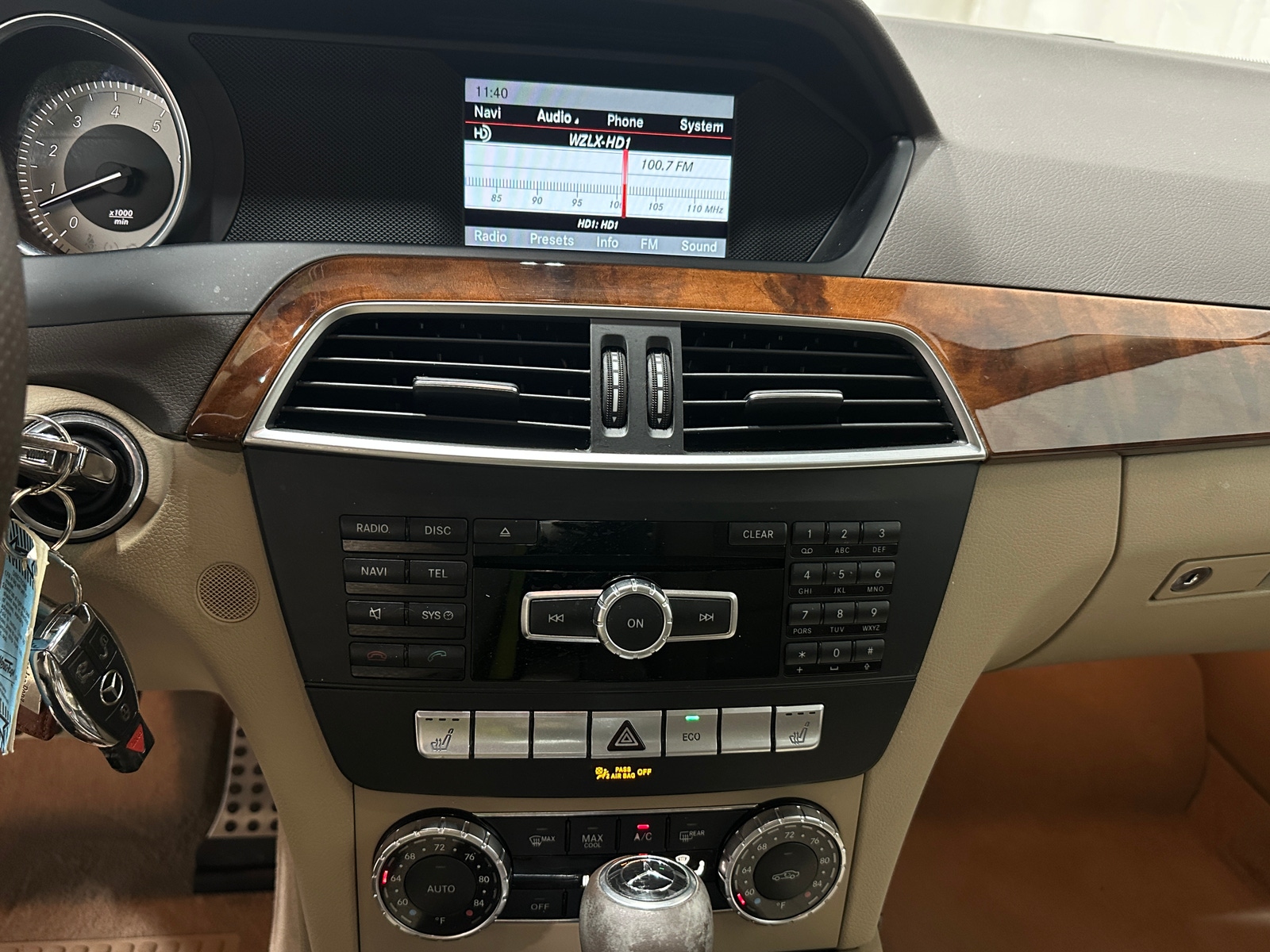 Thumbnail: 2013 Mercedes-Benz C-Class - 3