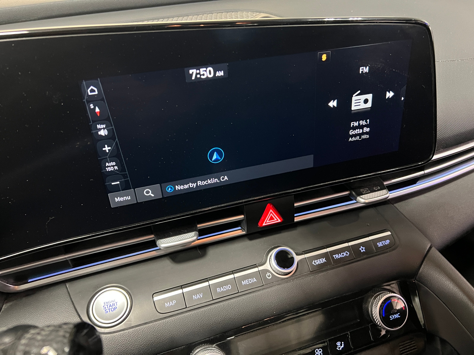 Thumbnail: 2024 Hyundai Elantra - 4