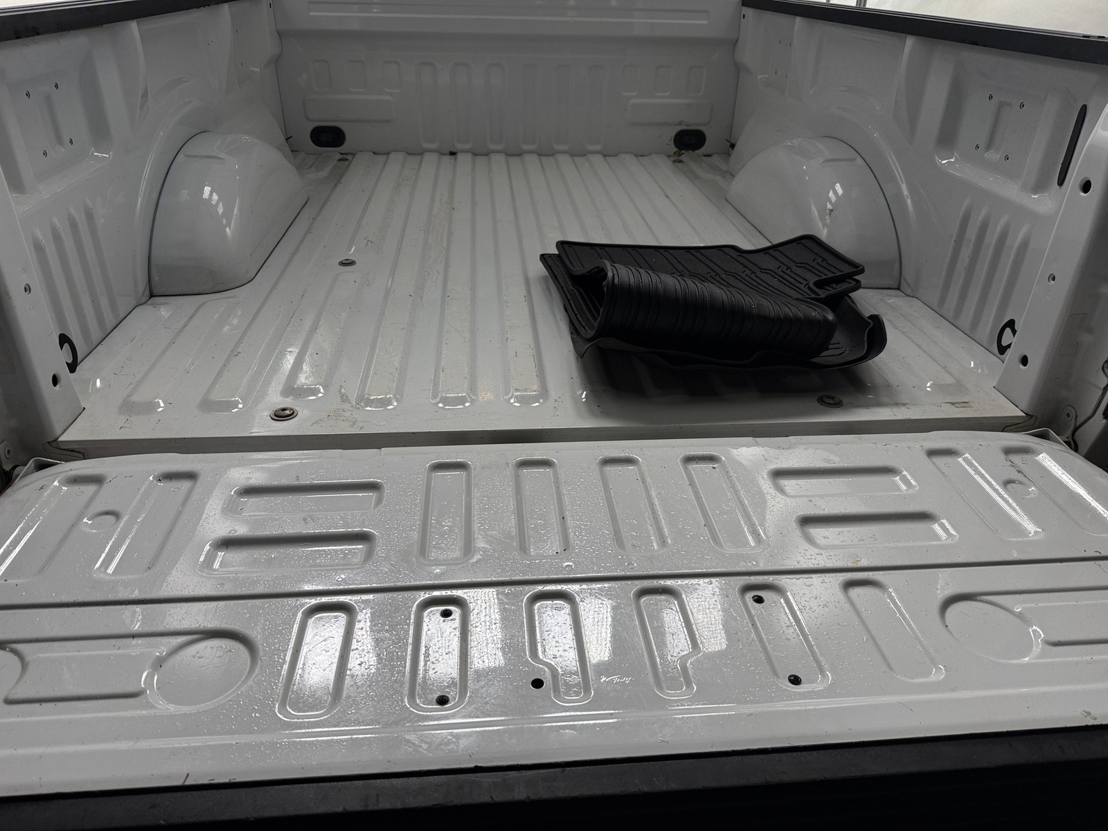 Thumbnail: 2020 Ford Econoline - 7