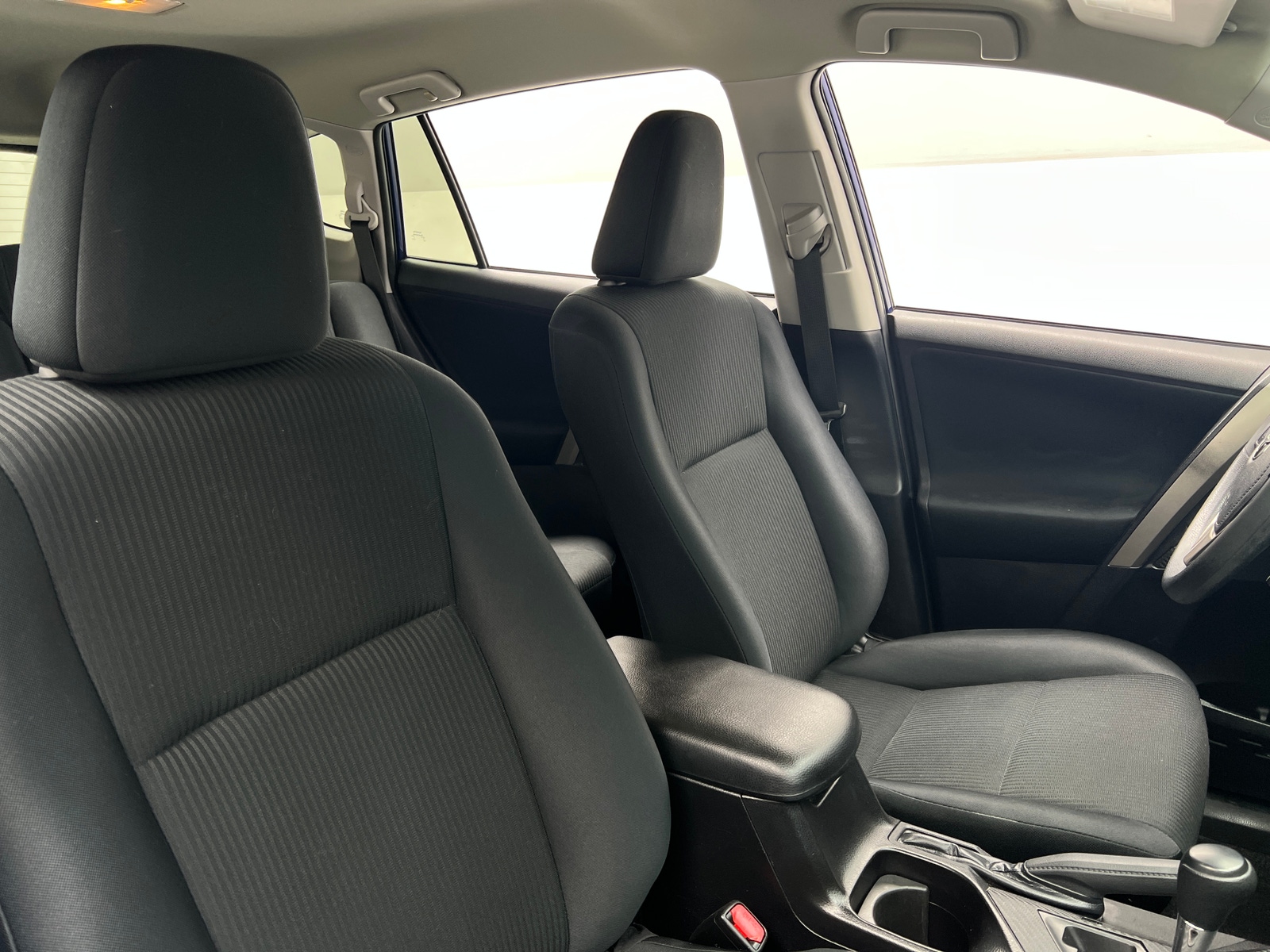 Thumbnail: 2014 Toyota RAV4 - 2