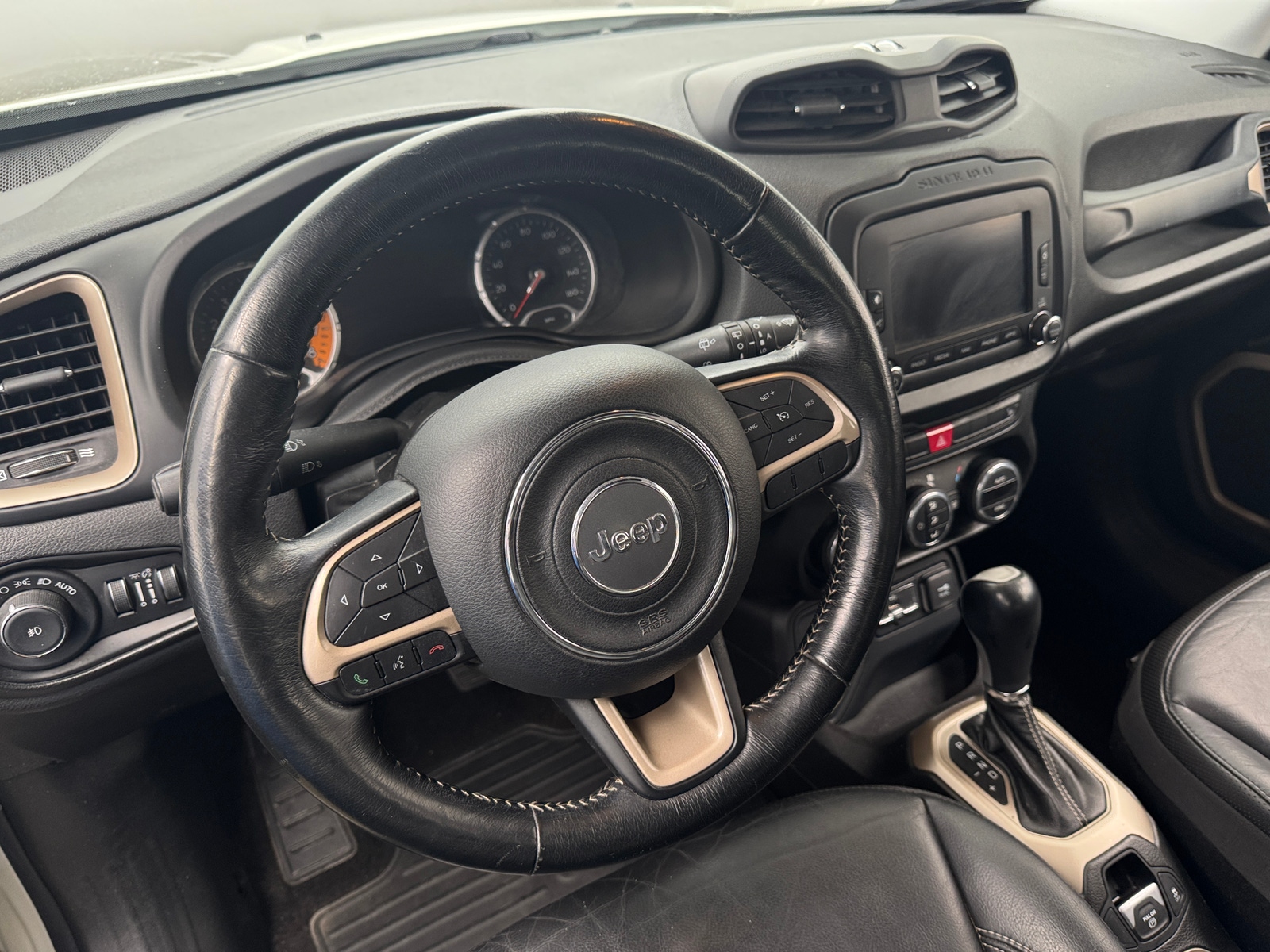 Thumbnail: 2017 Jeep Renegade - 4