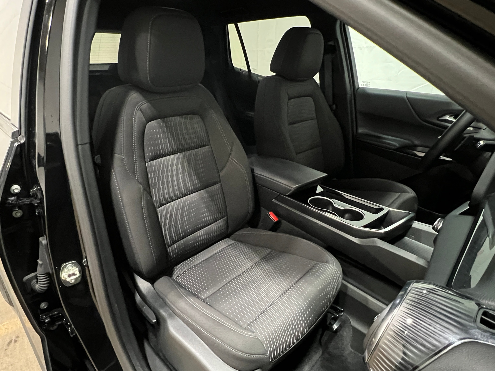 Thumbnail: 2025 Chevrolet Equinox - 2