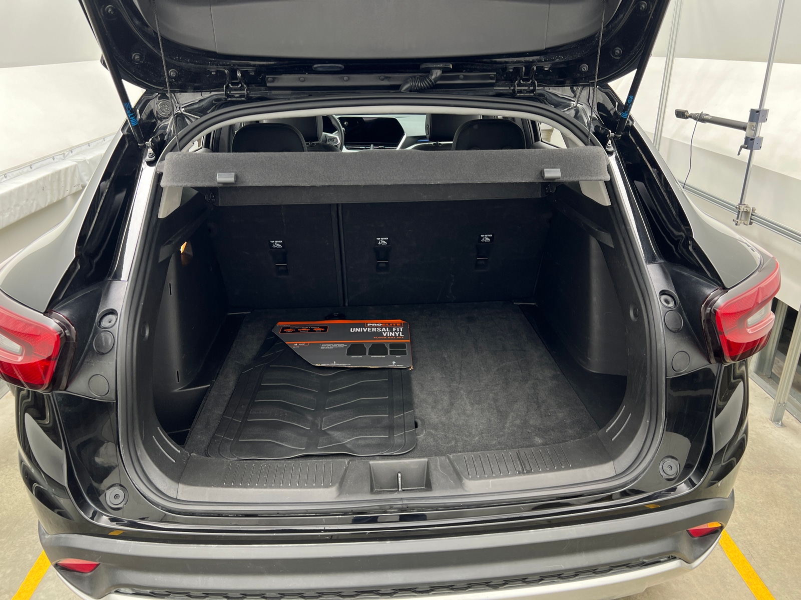 Thumbnail: 2025 Chevrolet Trax - 7