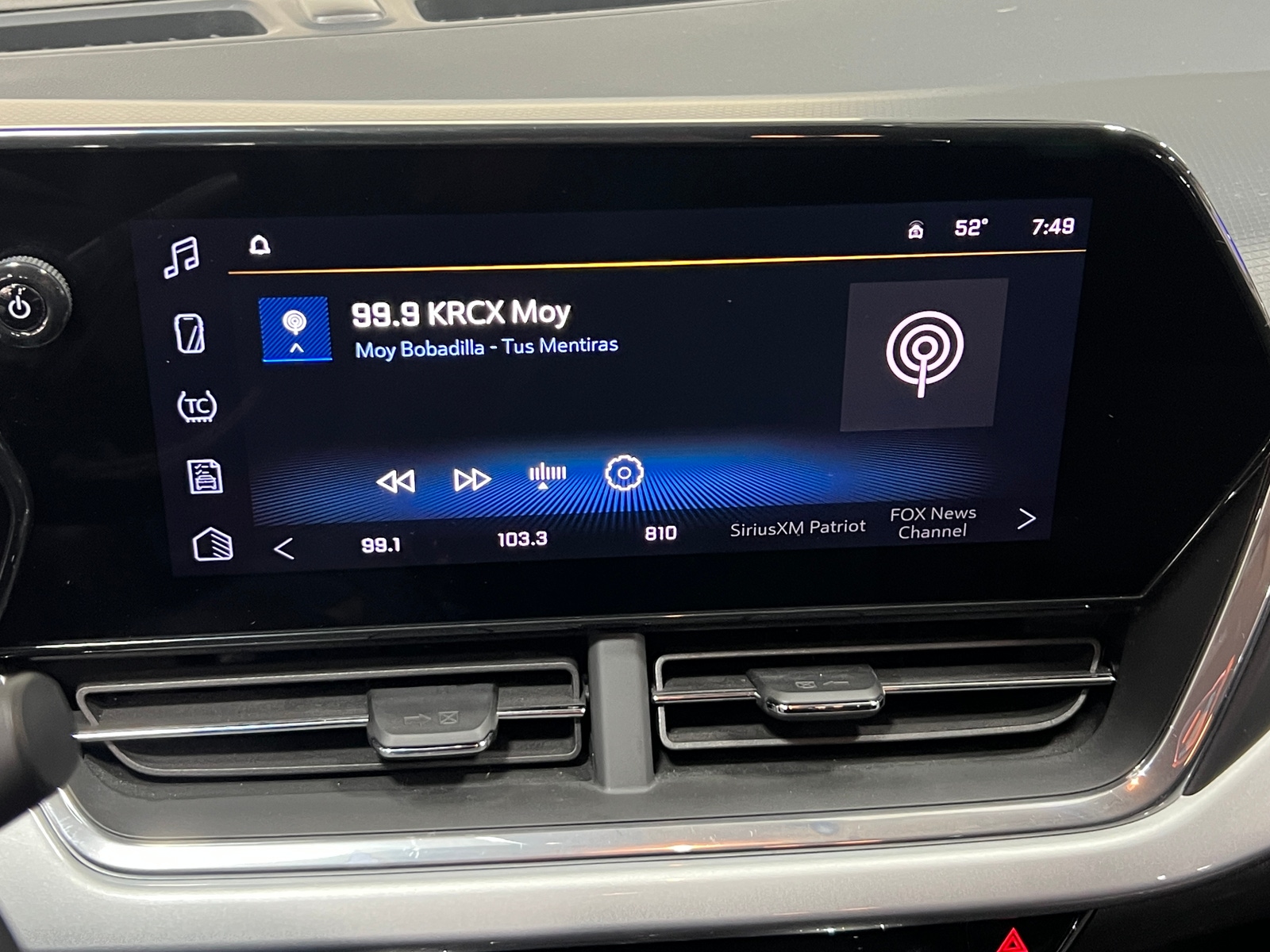 Thumbnail: 2025 Chevrolet Trax - 4