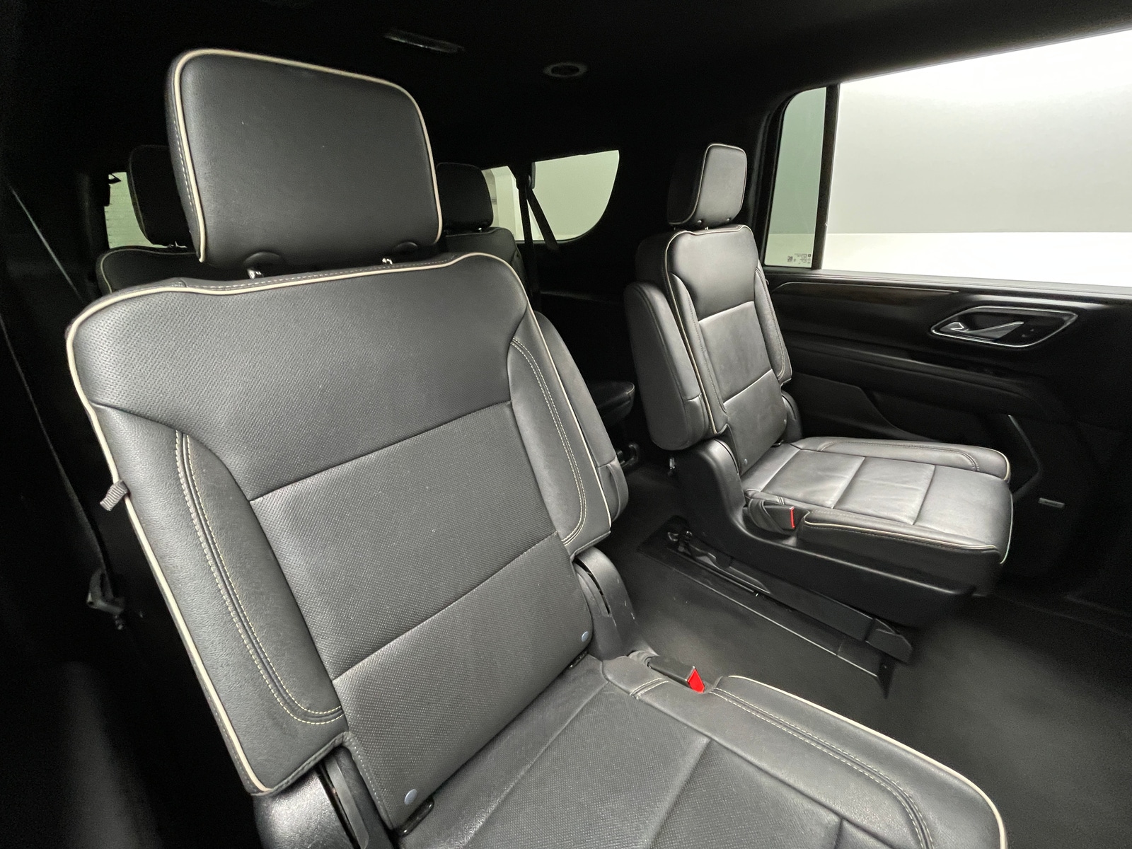 Thumbnail: 2023 Chevrolet Suburban - 5