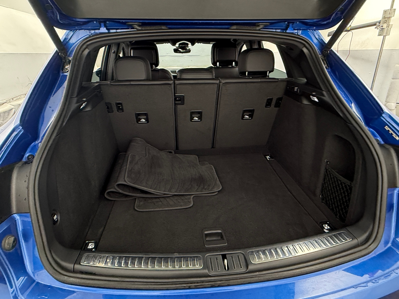 Thumbnail: 2019 Porsche Macan - 6