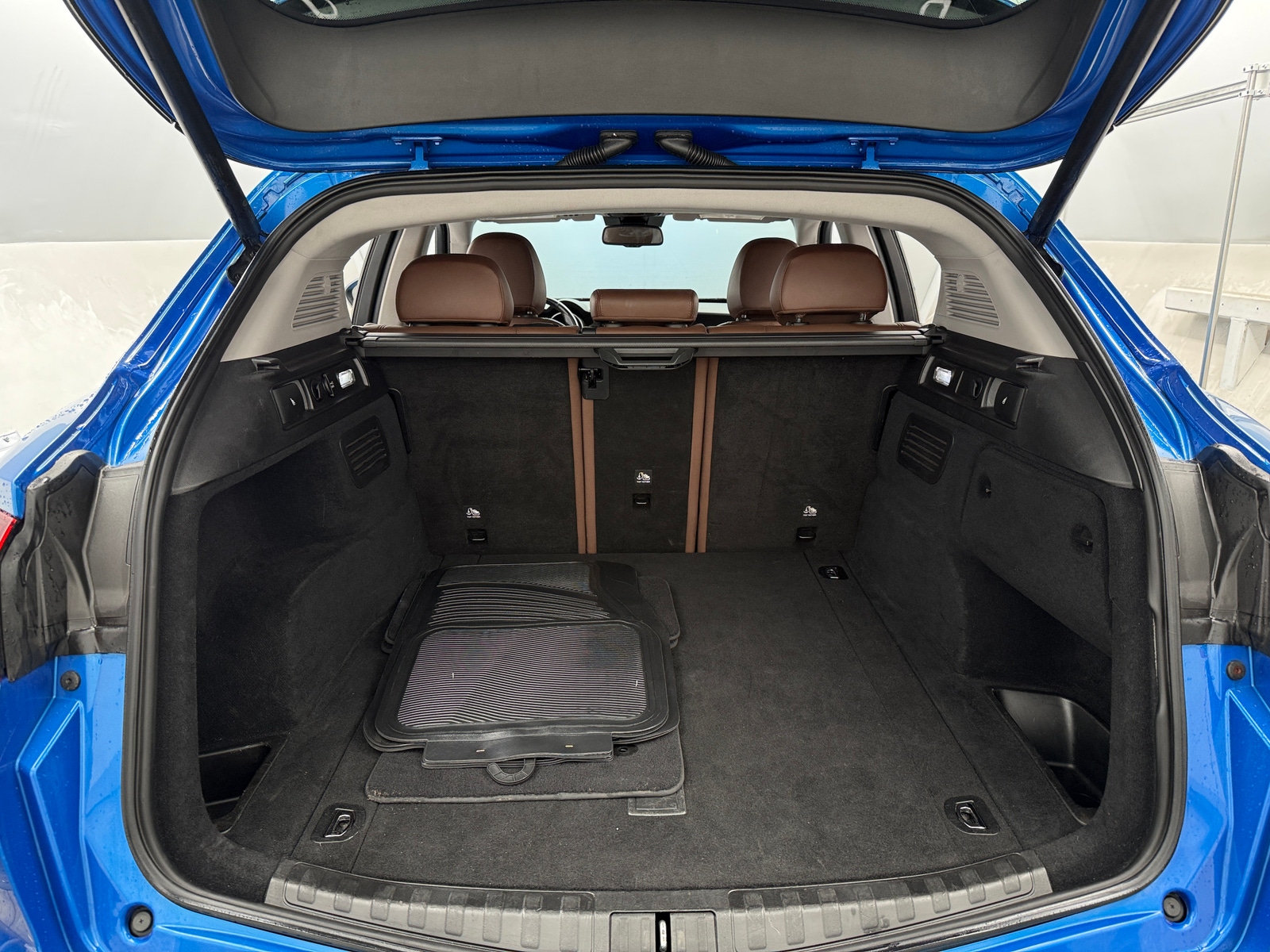 Thumbnail: 2020 Alfa Romeo Stelvio - 6