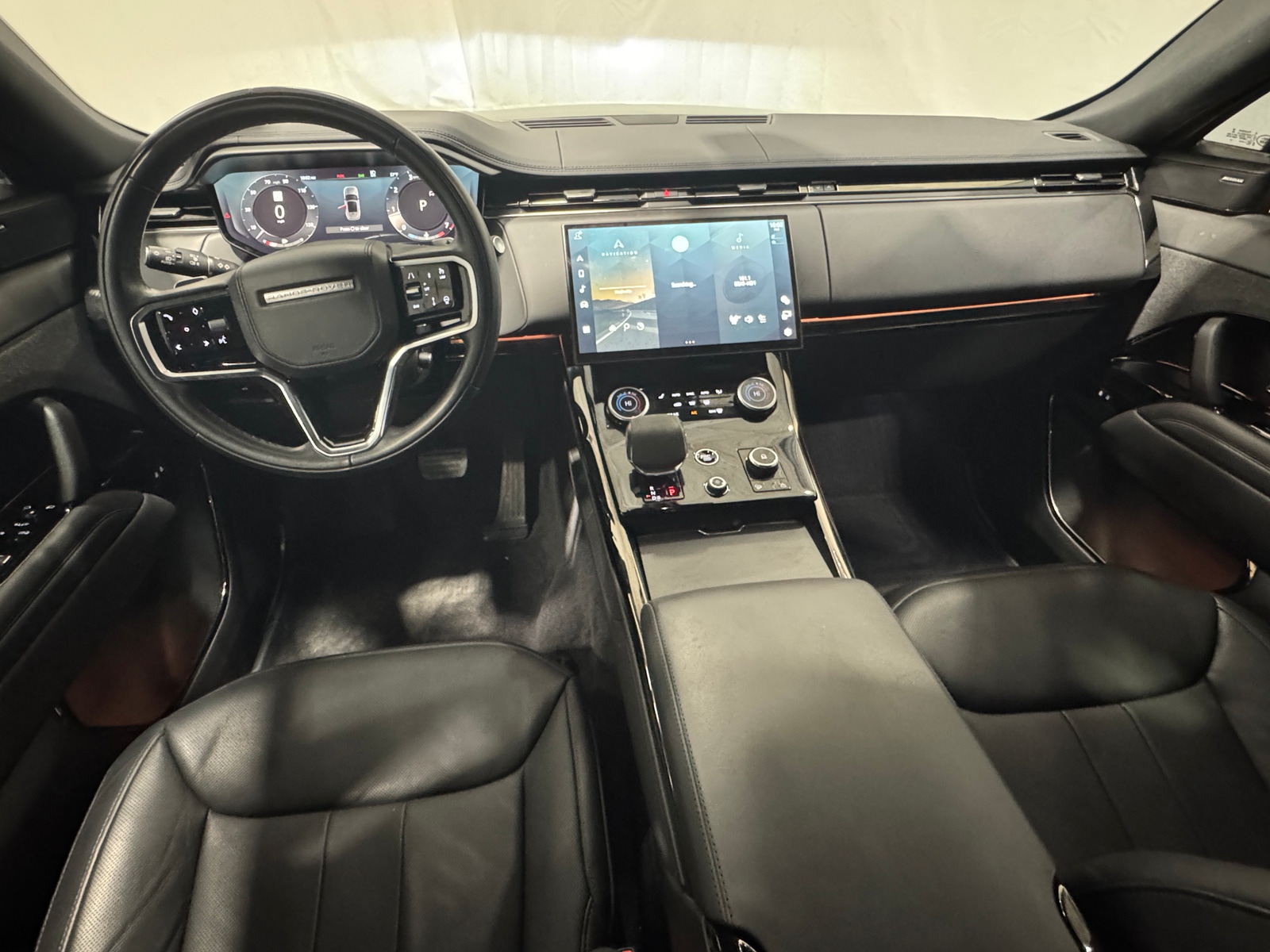 Thumbnail: 2023 Land Rover Range Rover Sport - 2