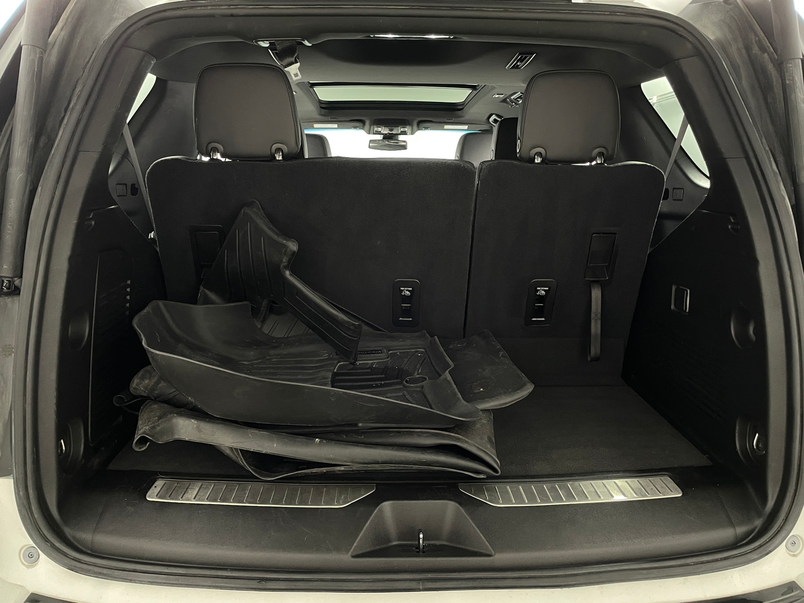 Thumbnail: 2021 Chevrolet Tahoe - 6