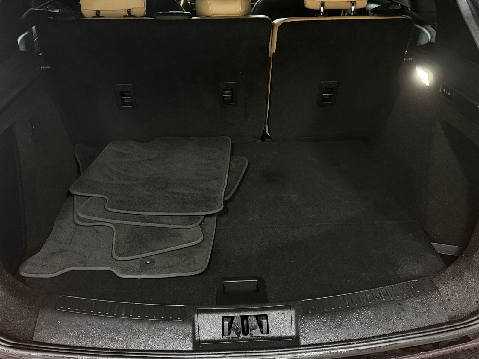 Thumbnail: 2023 Lincoln Corsair - 6