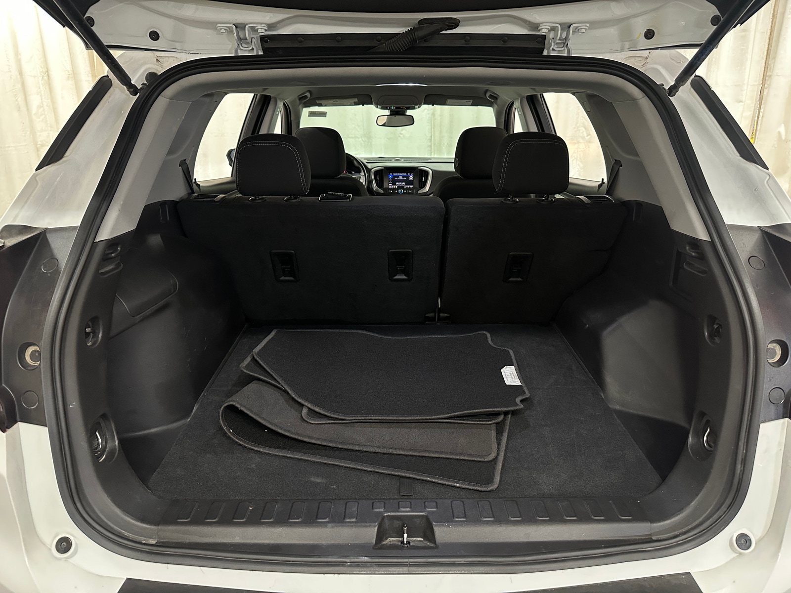 Thumbnail: 2024 GMC Terrain - 7