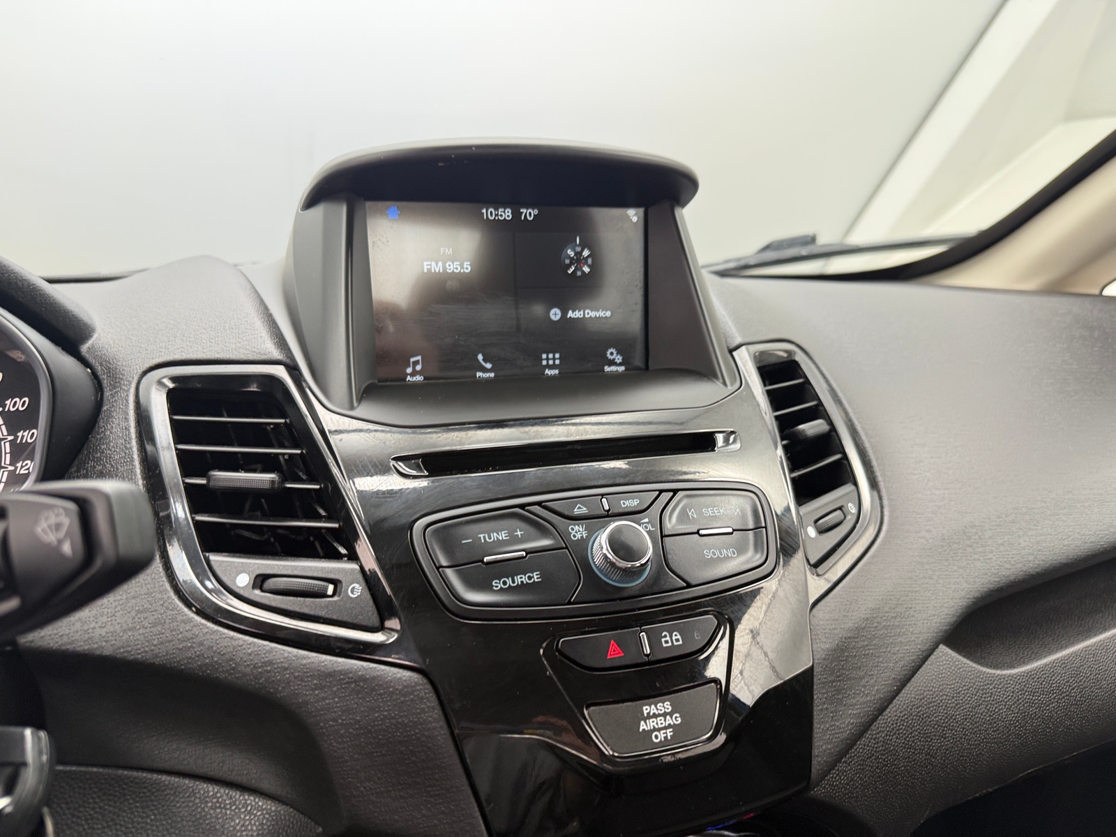 Thumbnail: 2019 Ford Fiesta - 4