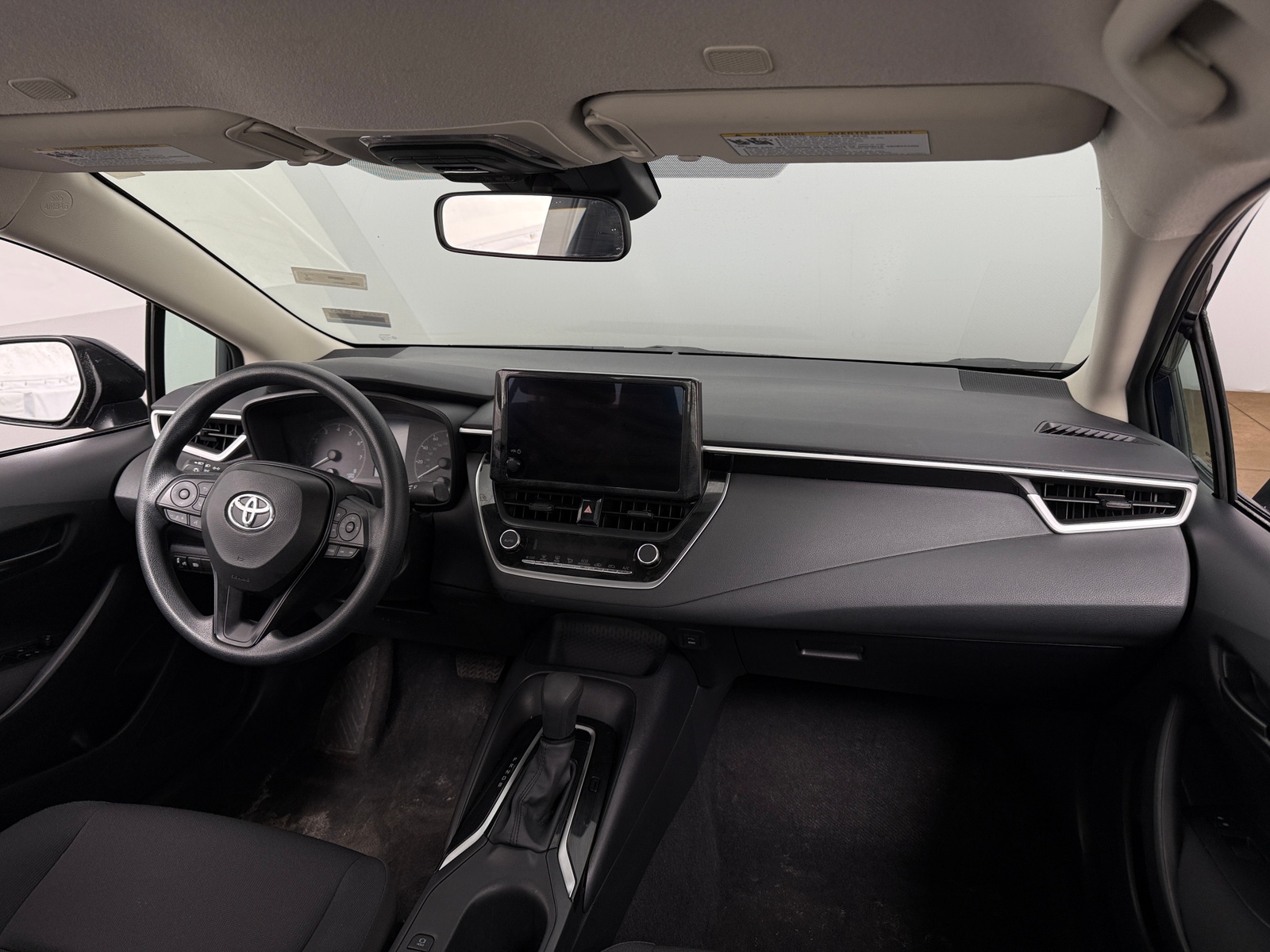 Thumbnail: 2025 Toyota Corolla - 3