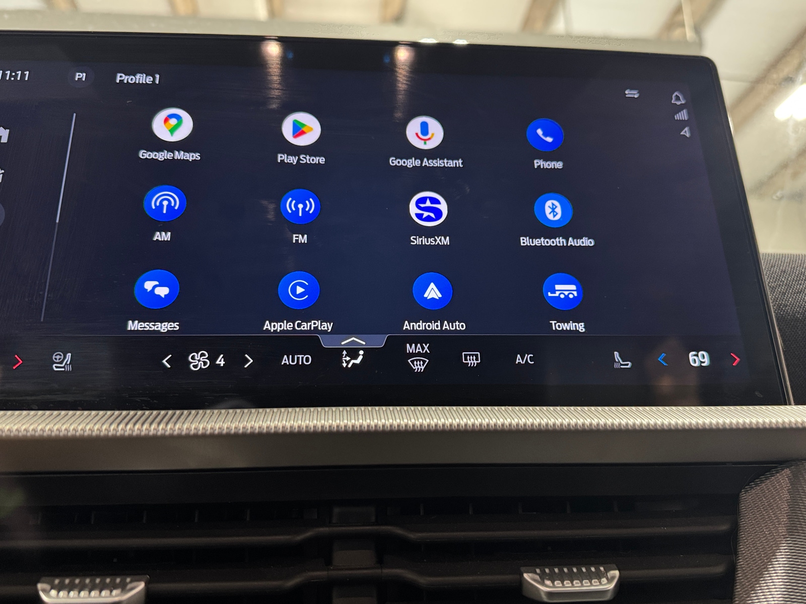 Thumbnail: 2025 Ford Explorer - 3