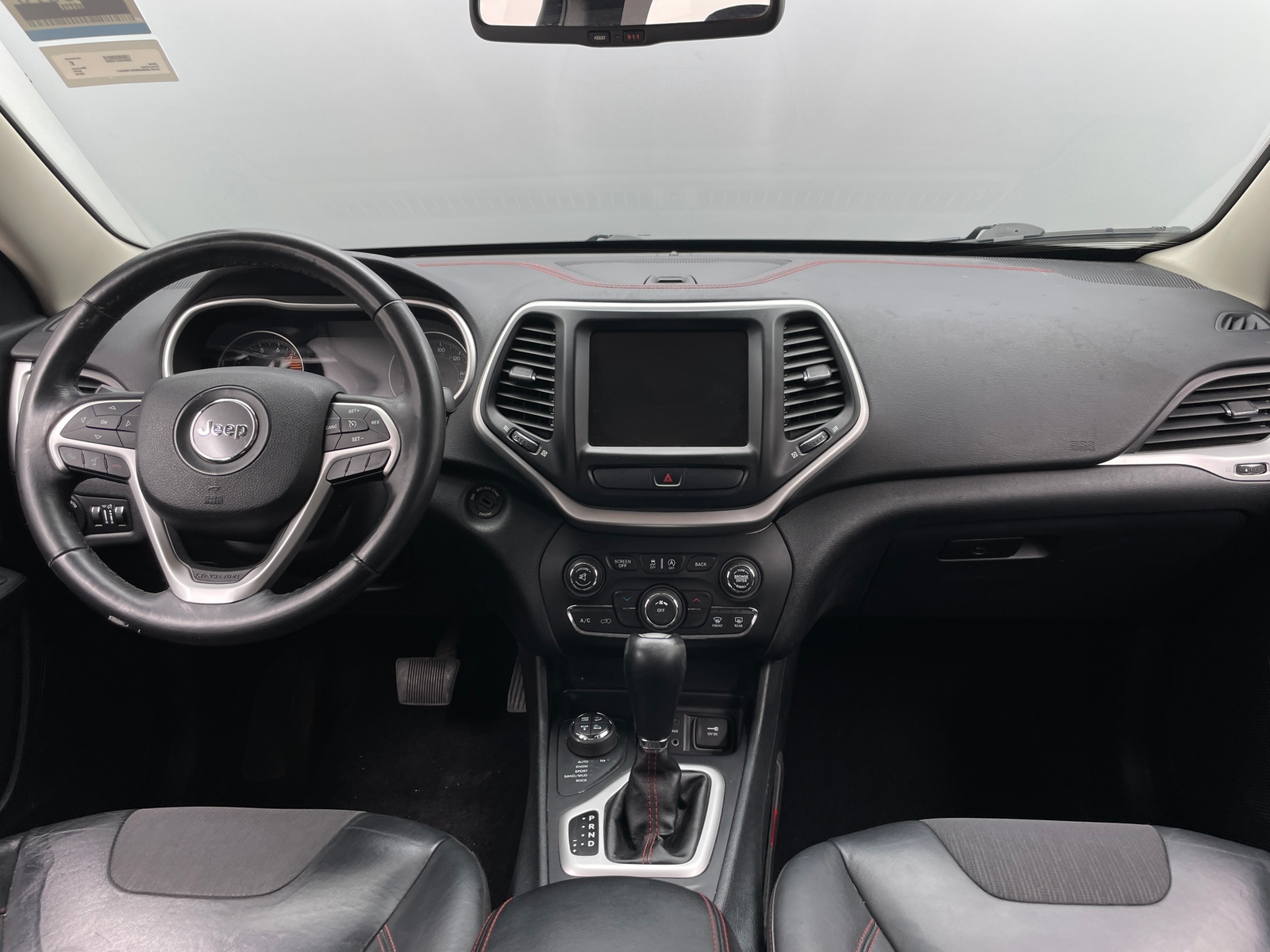 Thumbnail: 2016 Jeep Cherokee - 3