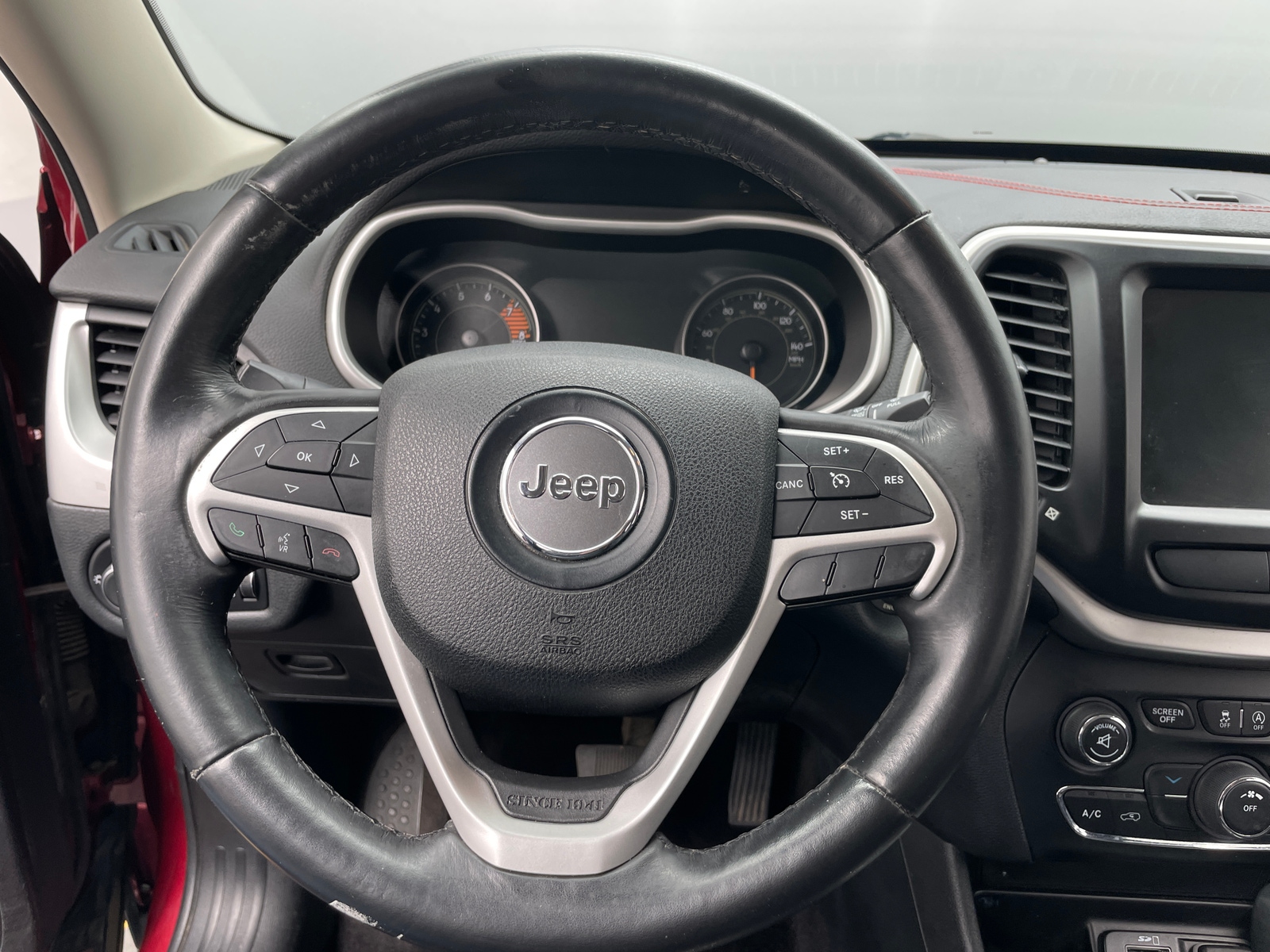 Thumbnail: 2016 Jeep Cherokee - 5