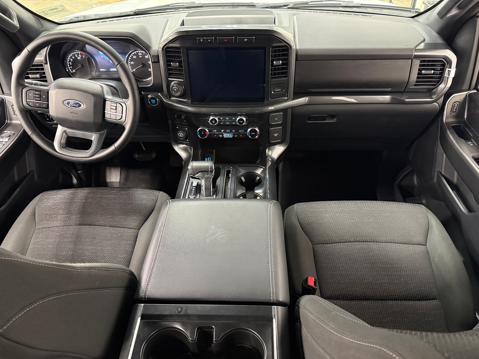 Thumbnail: 2023 Ford Econoline - 3