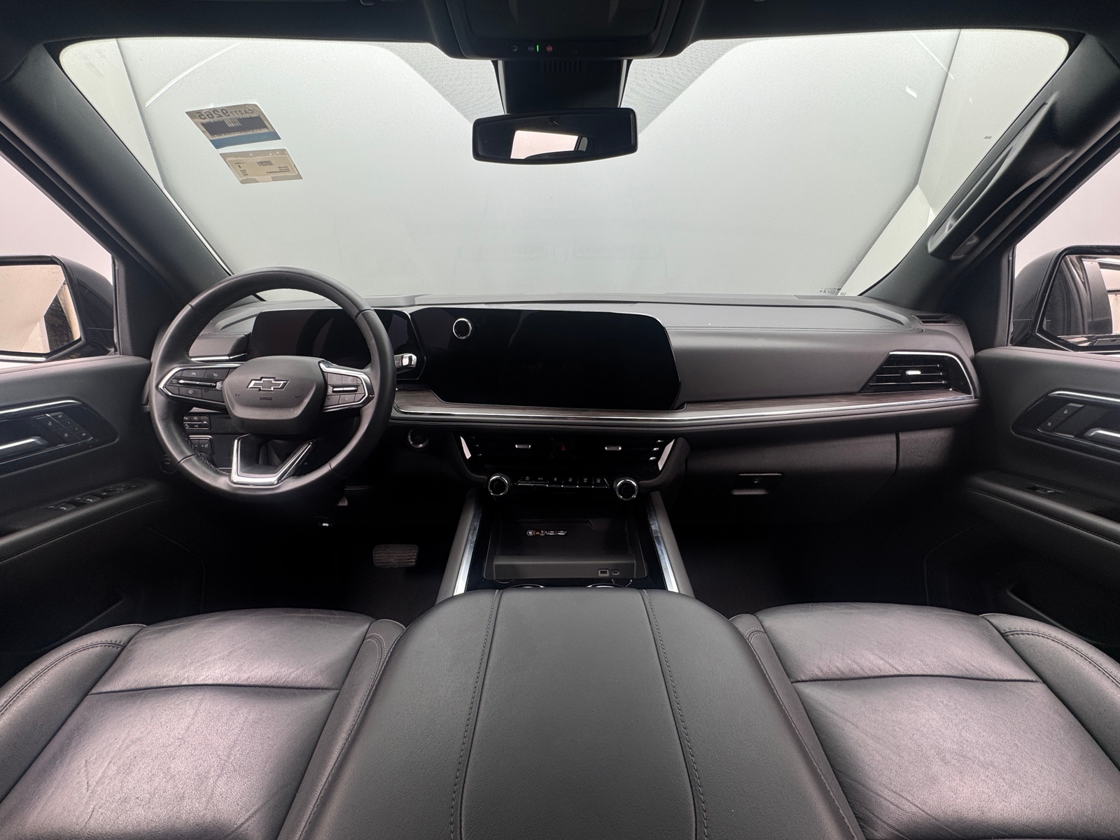 Thumbnail: 2025 Chevrolet Suburban - 2