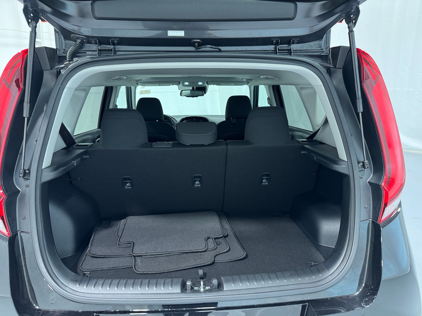 Thumbnail: 2021 Kia Soul - 7