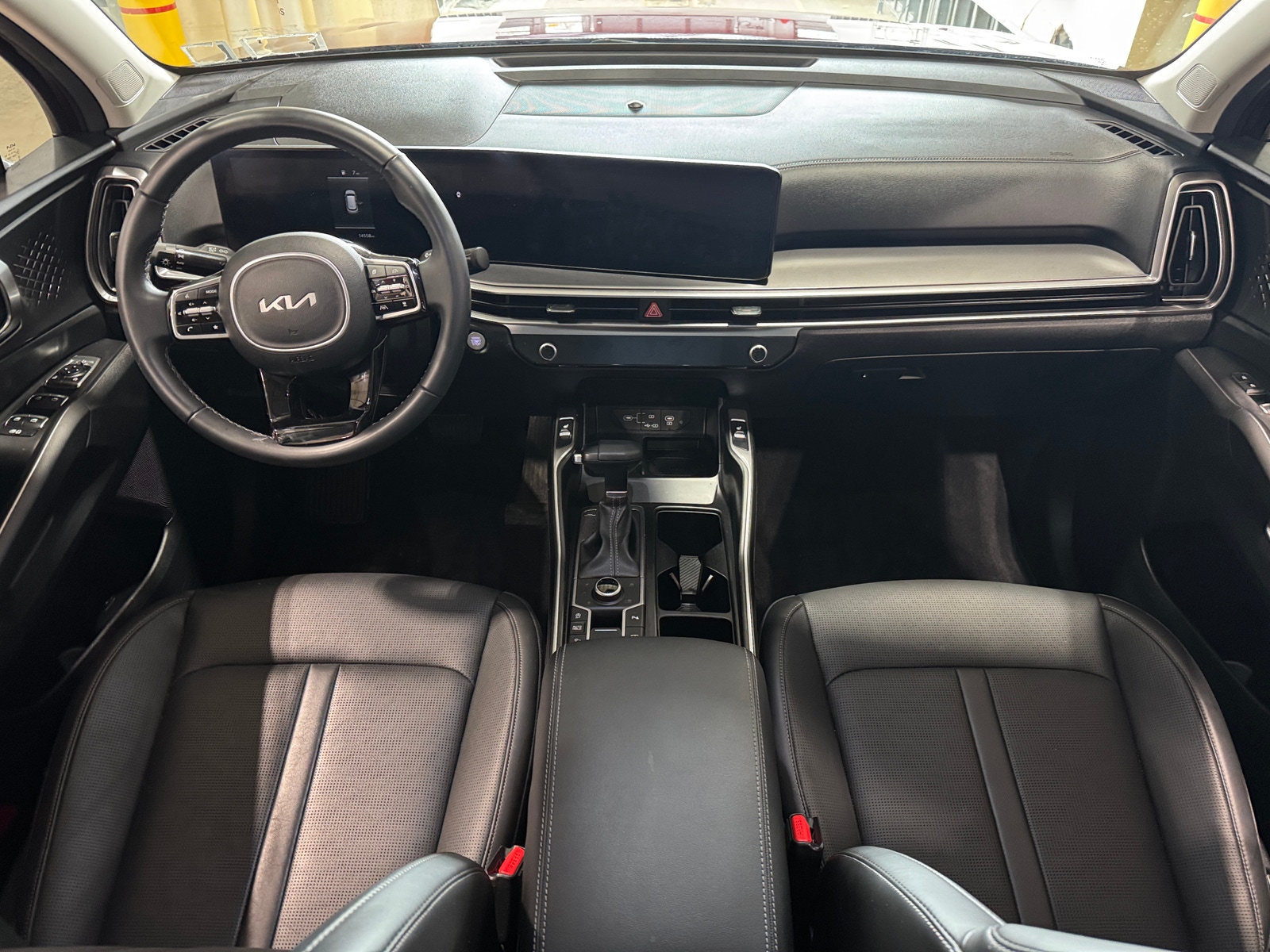 Thumbnail: 2024 Kia Sorento - 2