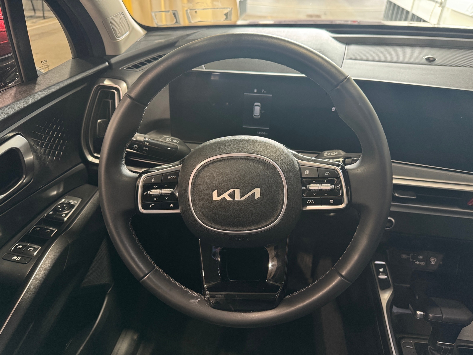 Thumbnail: 2024 Kia Sorento - 4