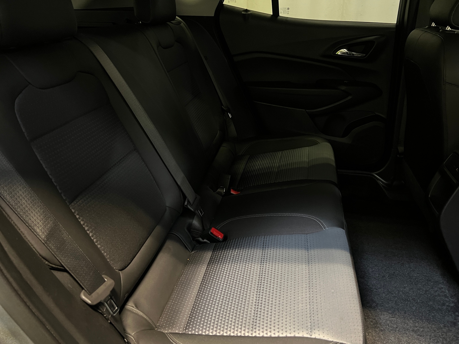 Thumbnail: 2025 Chevrolet Trax - 6