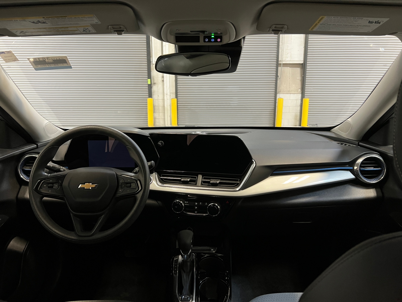 Thumbnail: 2025 Chevrolet Trax - 3