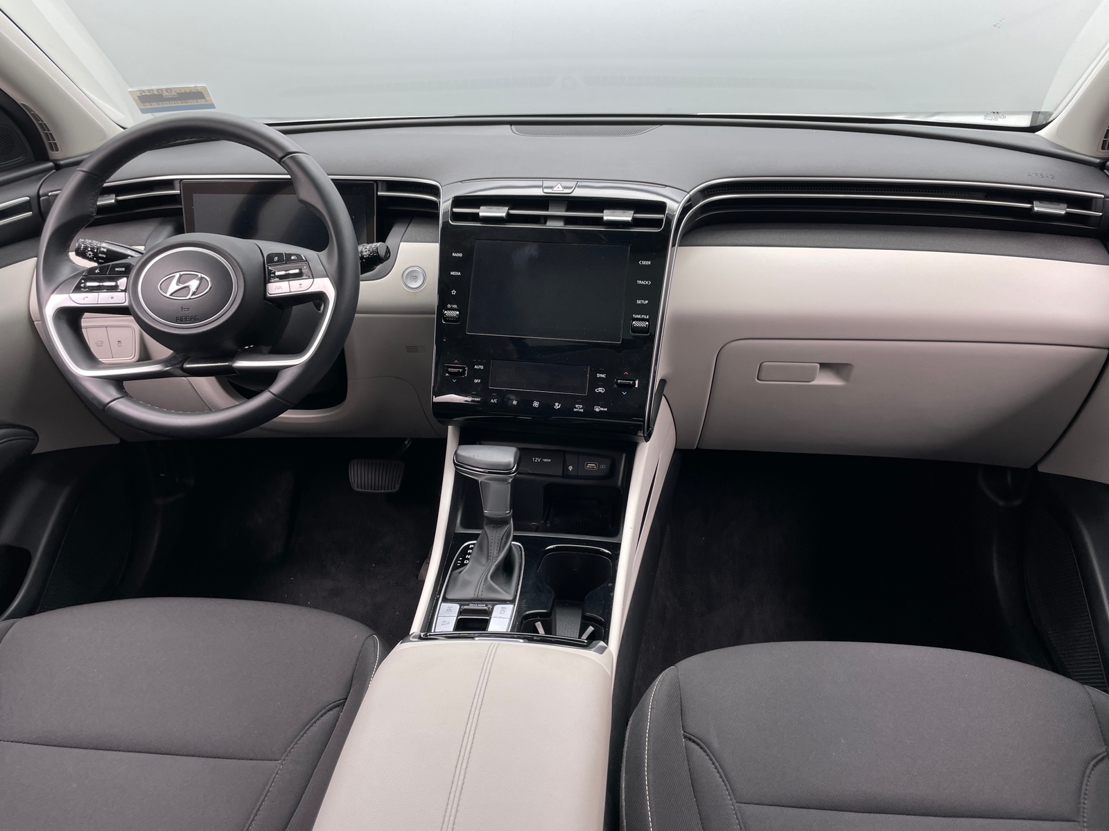 Thumbnail: 2022 Hyundai Tucson - 3