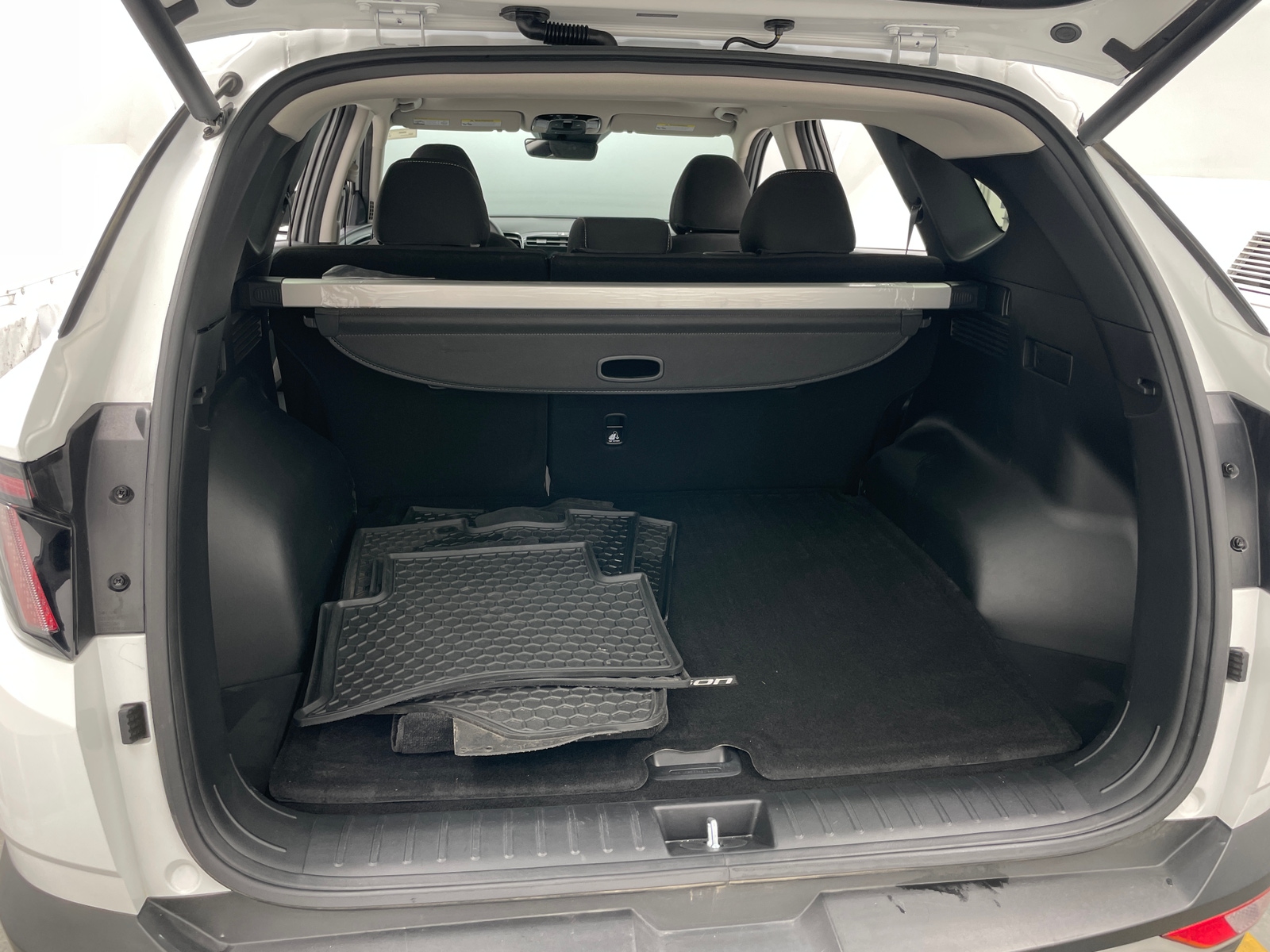 Thumbnail: 2022 Hyundai Tucson - 7