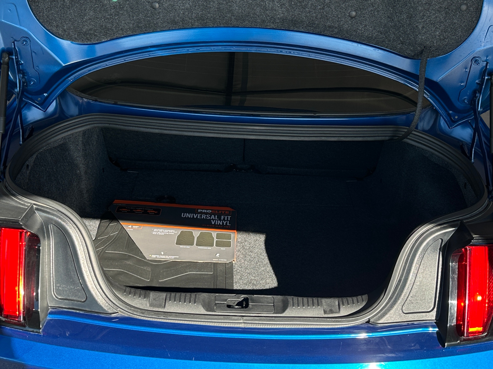 Thumbnail: 2017 Ford Mustang - 6