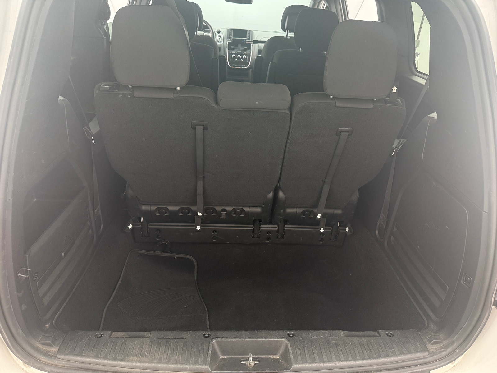 Thumbnail: 2018 Dodge Grand Caravan - 7