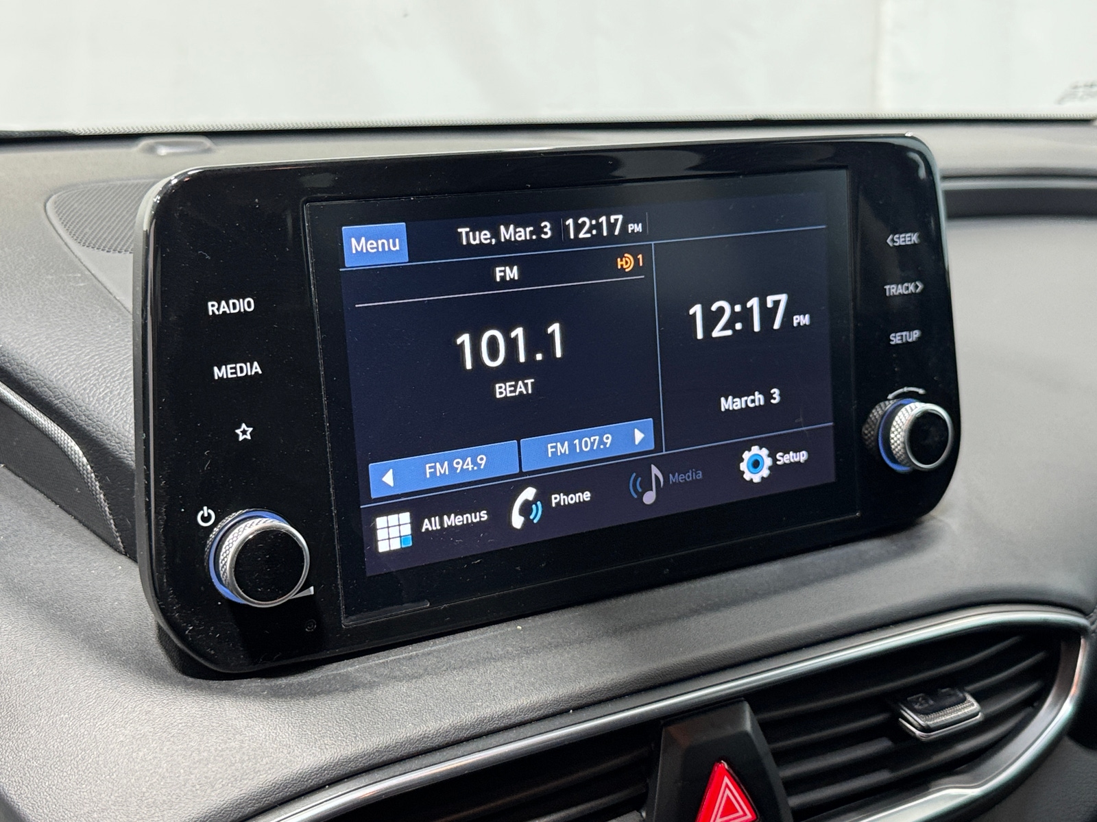 Thumbnail: 2023 Hyundai Santa Fe - 4